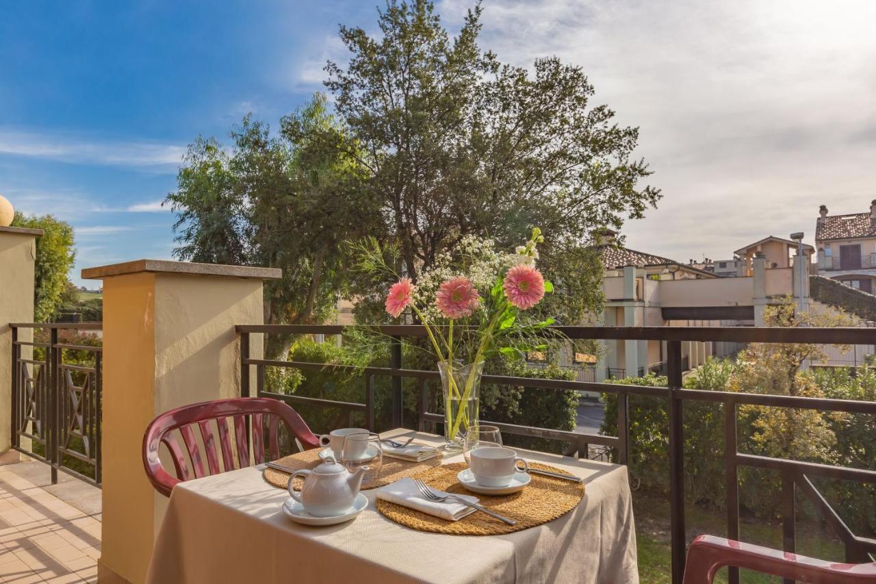 Carpediem Roma Golf Club Марко-Симоне Экстерьер фото